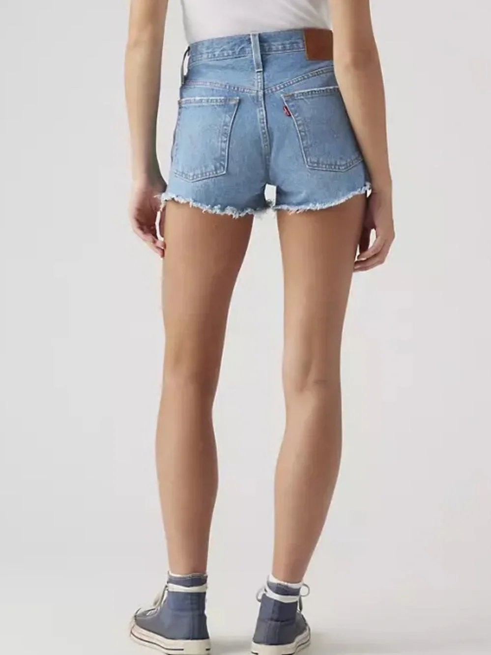 Levi’s 501 Original Distressed Cut-Off Denim Shorts W32 Light Wash High Rise